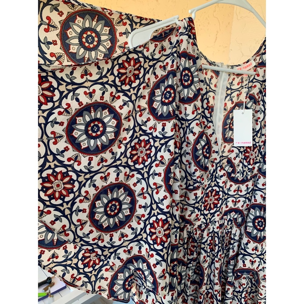 *NWT* Boho Maxi Dress w Keyhole Sleeves